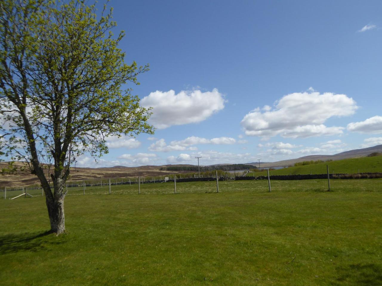 Altnaharra Hotel Lairg Exterior foto
