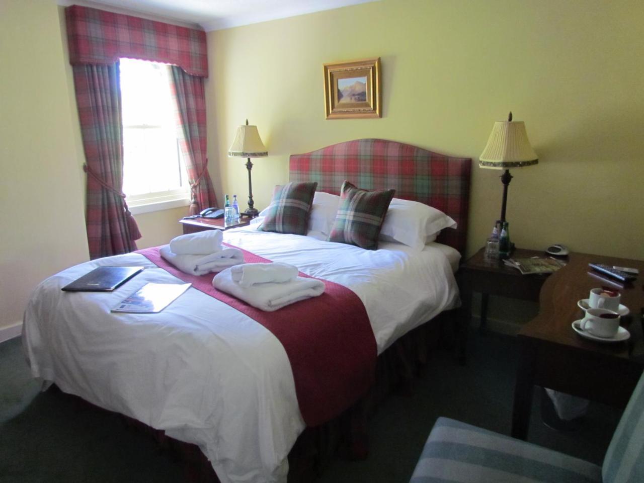 Altnaharra Hotel Lairg Exterior foto
